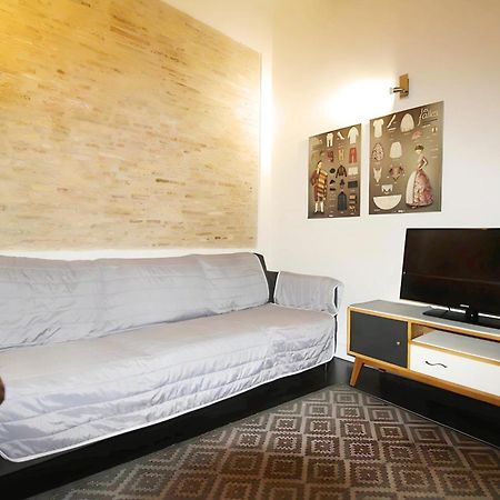 Apartamento Reformado Cerca De La Plaza Redonda Valência Exterior foto