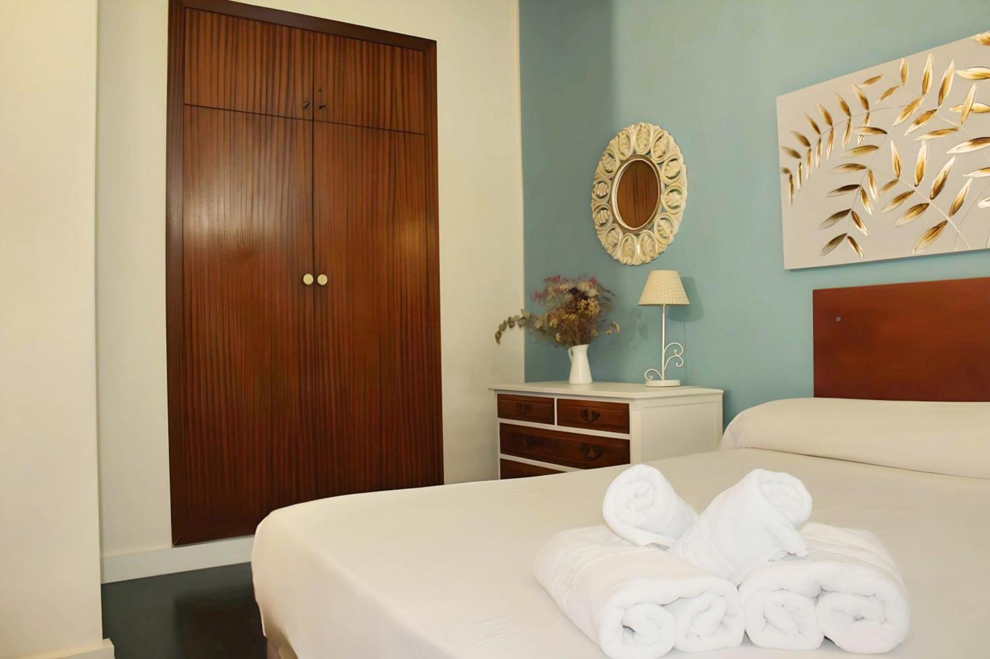 Apartamento Reformado Cerca De La Plaza Redonda Valência Exterior foto